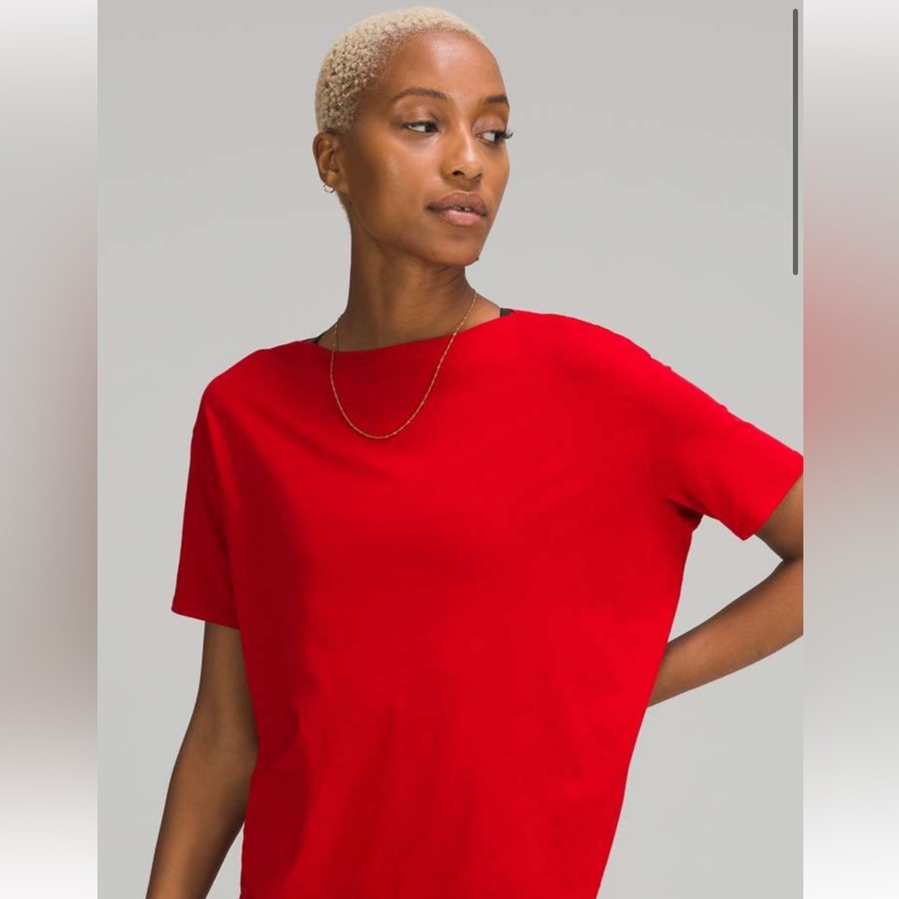 NWT back in action lululemon tee dark red